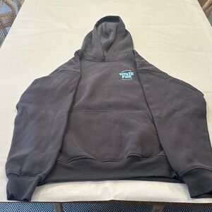 White Fox hoodie! Women’s size xs/s gray with aqua sweatshirt!  Practically new!